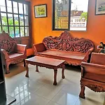 Entire Apartment Near The Araneta Coliseum