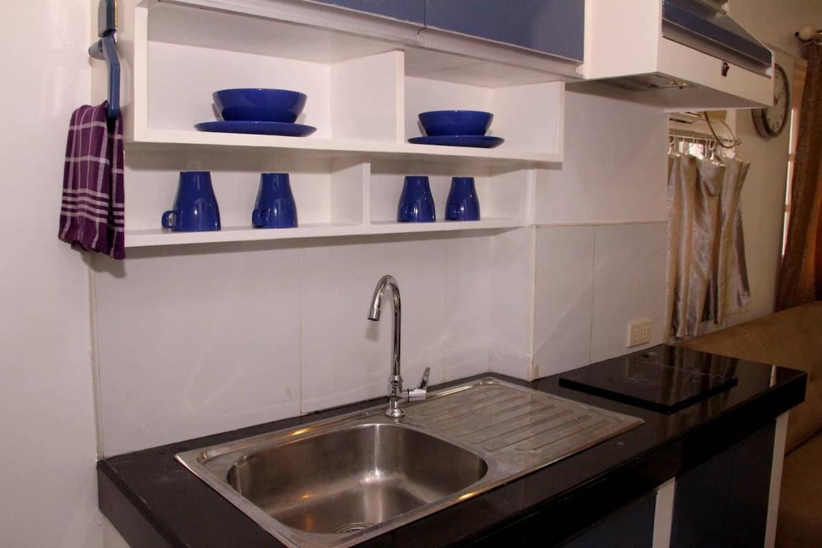 Entire Near The Araneta Coliseum Apartment