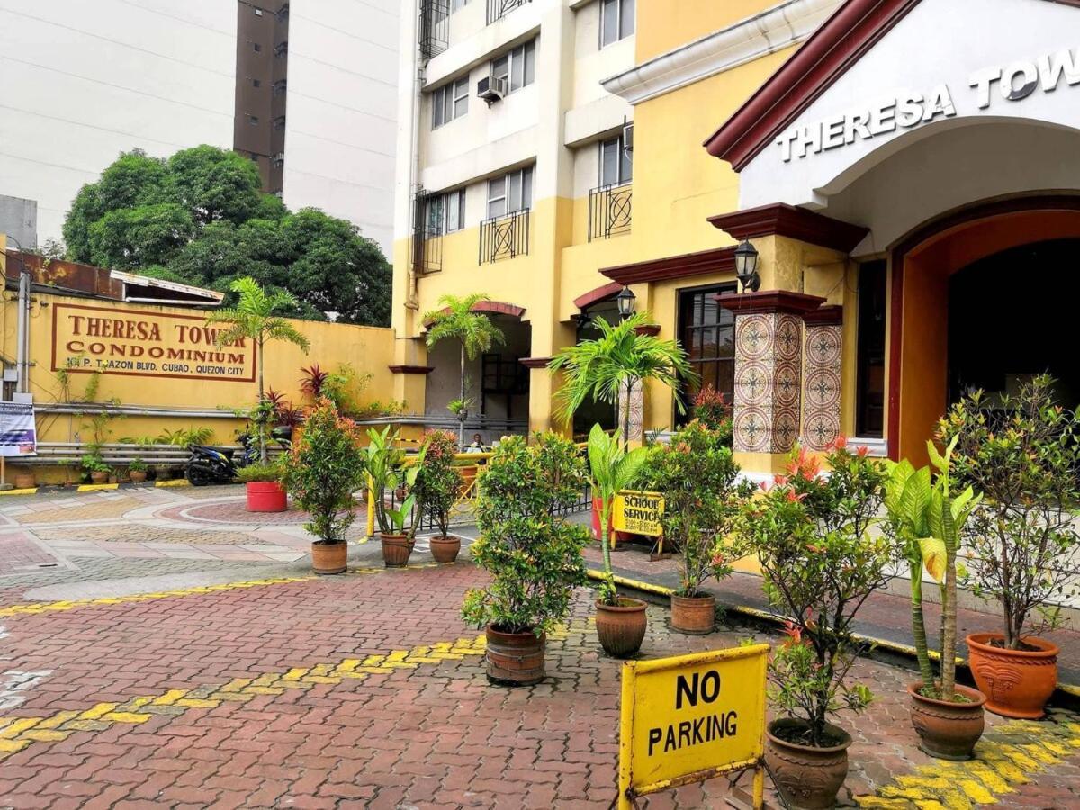 Entire Near The Araneta Coliseum Apartment *